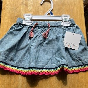 Crouched bottom Jean skirt